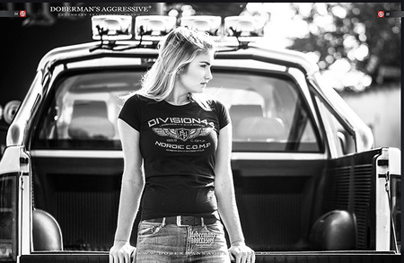 BLUZA CLASSIC Z ZAMKIEM DIVISION 44