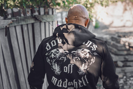 BLUZA Z KAPTUREM MAD AS HELL