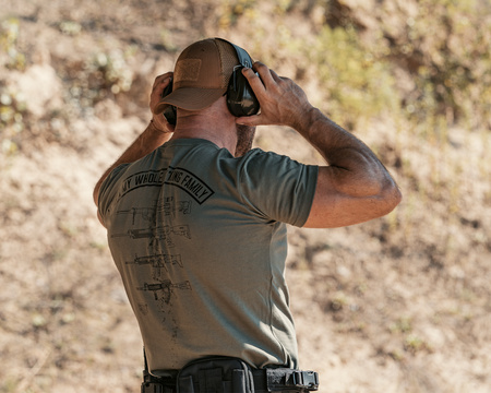 Bluza klasyczna z zamkiem Fucking Family