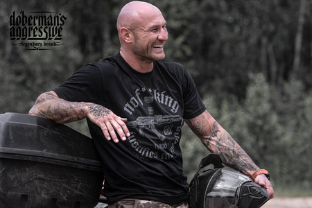 BOKSERKA DOBERMAN’S WEAPON