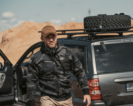 Bluza z kapturem zapinana na zamek Classic.